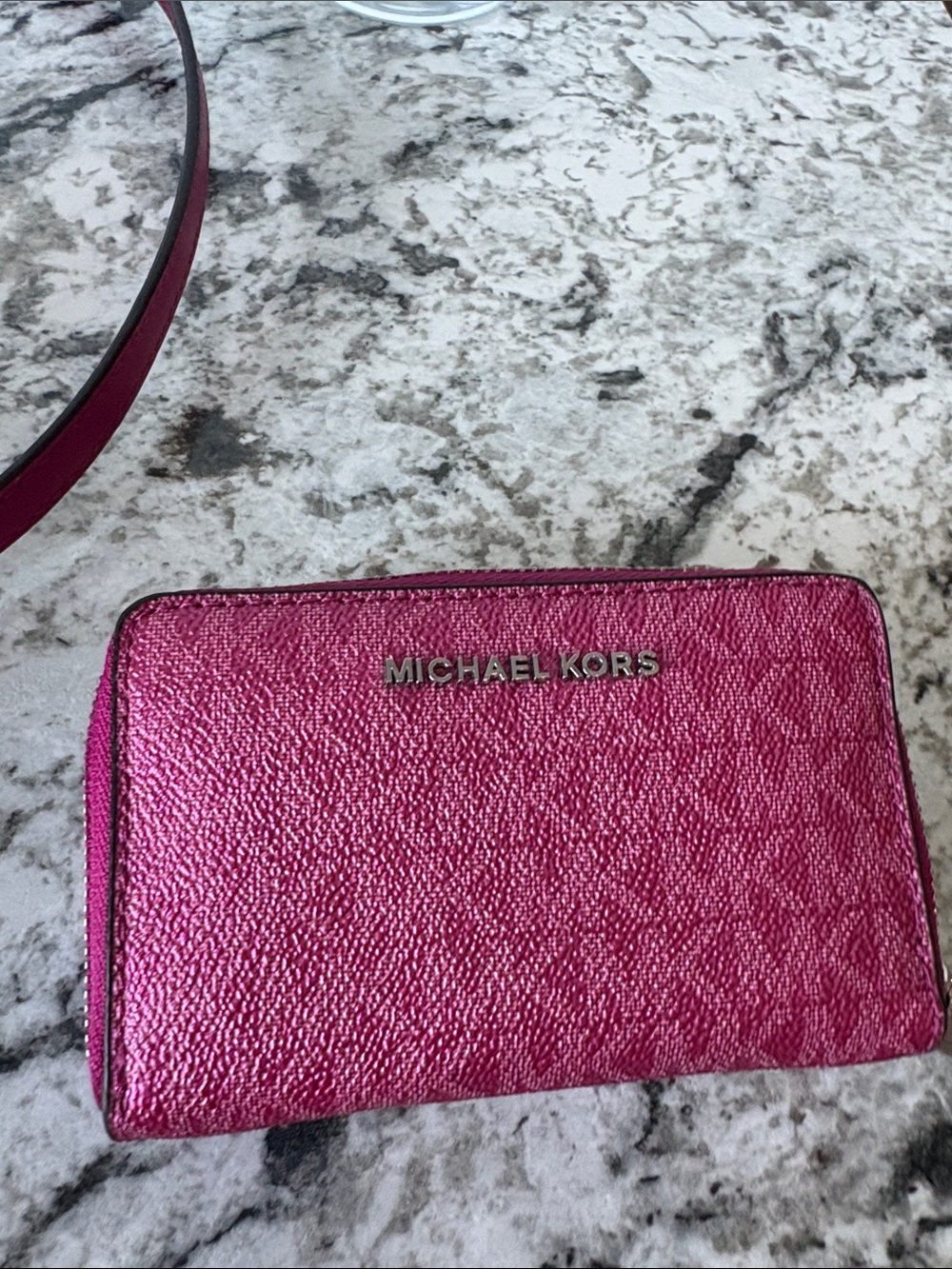 Michael Kors Hot Pink Signature Tote with Tassel Charm - Picture 5 of 7